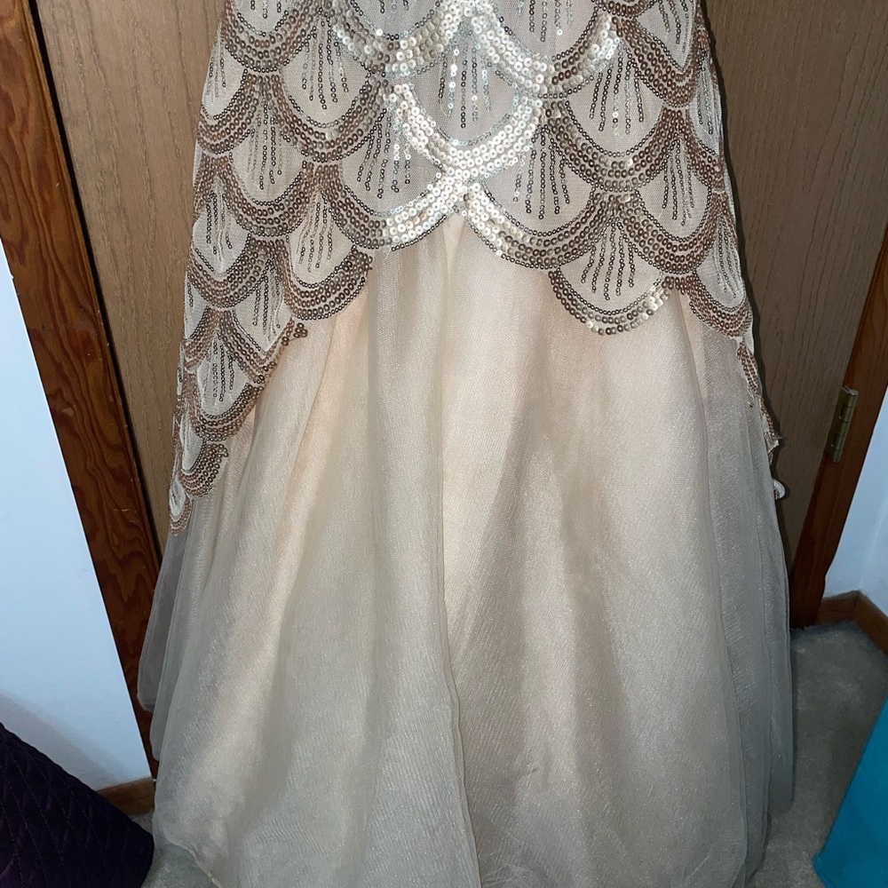 PROM DRESS - Picture 6 of 12